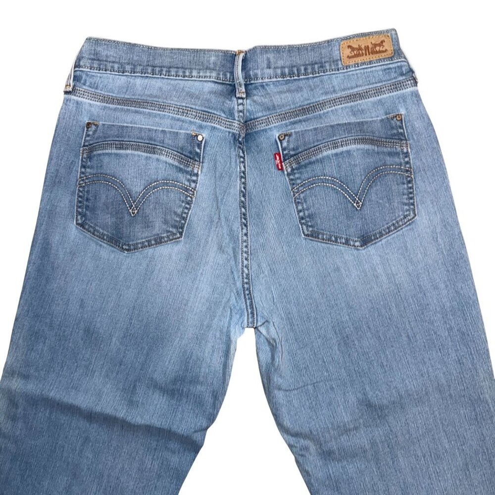 Levis Straight Leg Capris Jeans Womens 8 Light Wash Blue Denim Logo Pockets - Picture 6 of 8